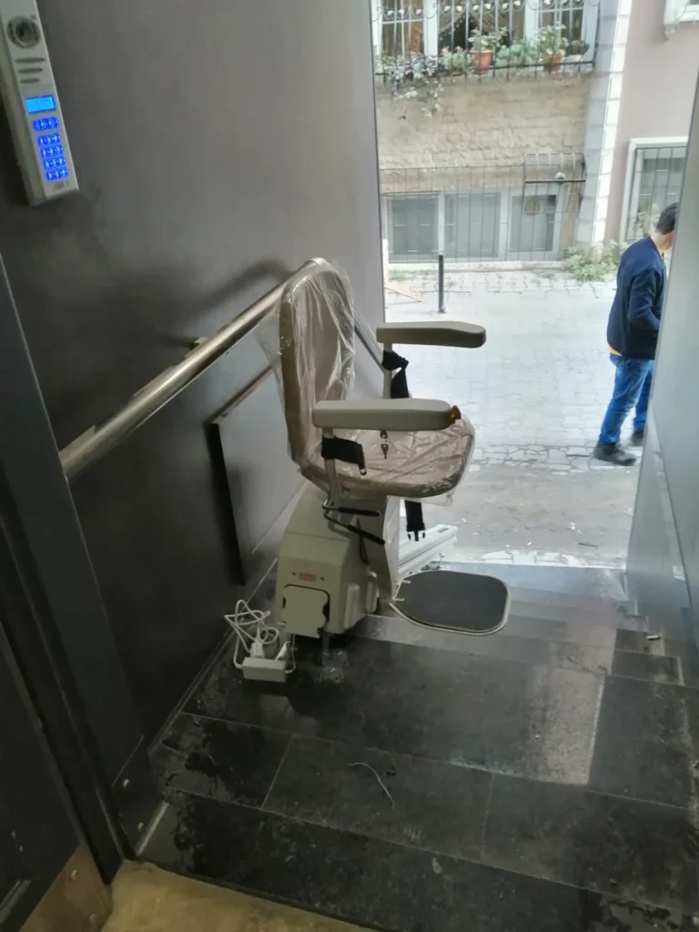 Stubisna stolica (3)